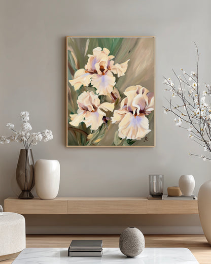 Originální obraz irisů Přirozená od Janky Kykalové v elegantním moderním interiéru
